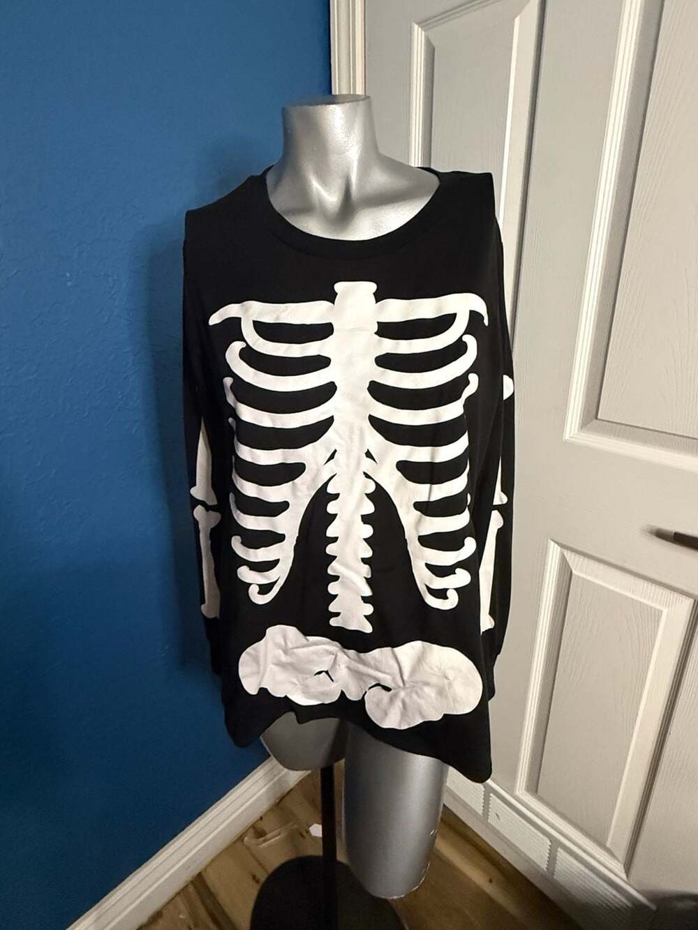 Celebrate Halloween Skeleton Tunic Top Small 4-6 Black Long Sleeve Costume